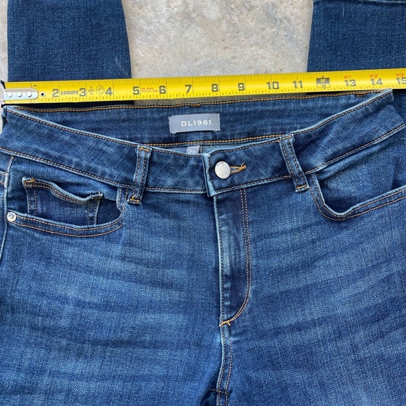 DL1961Emma Low Rise Skinny in Sulton Size 29 - Picture 7 of 13